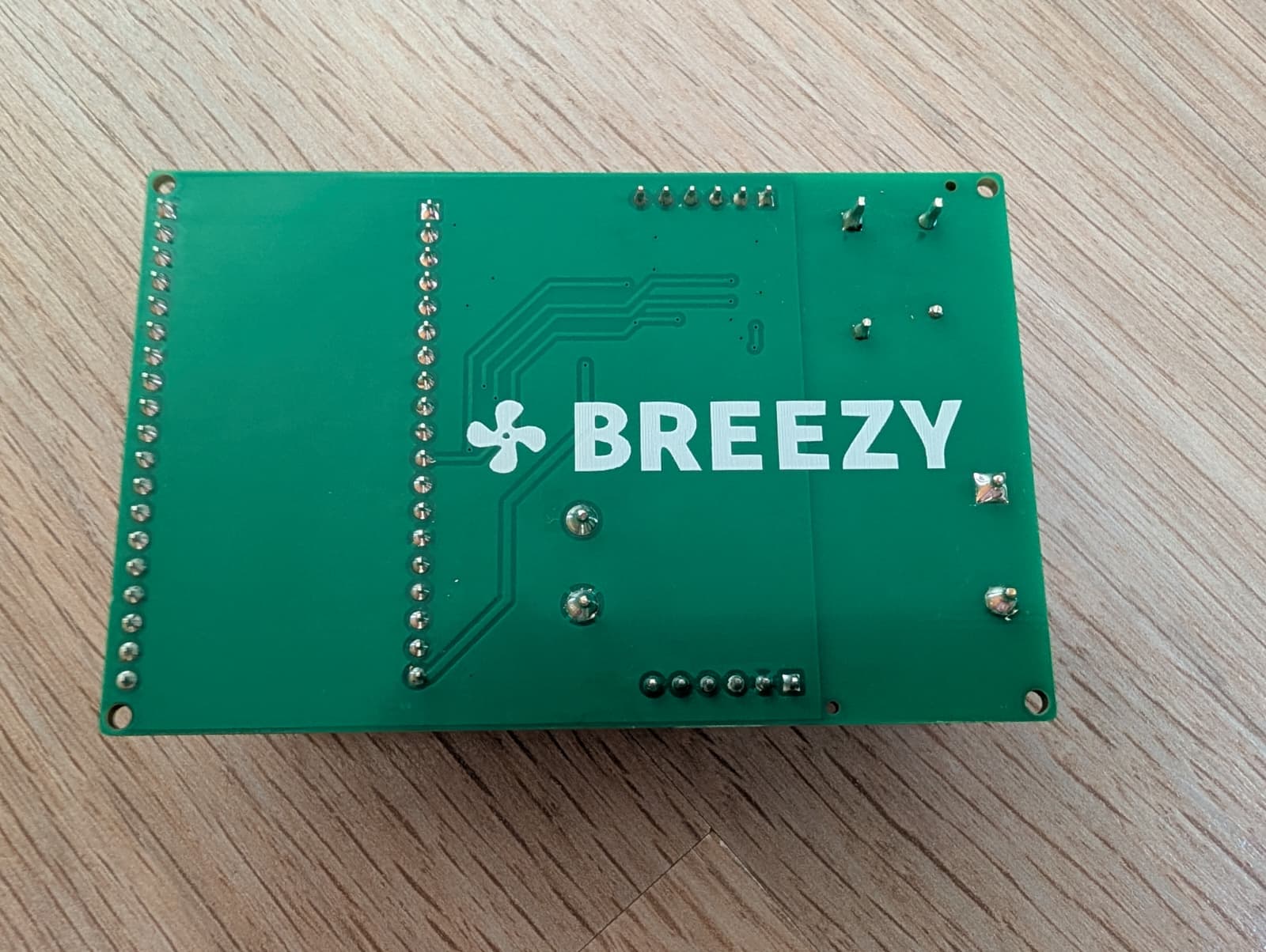 The Breezy logo on the back silkscreen